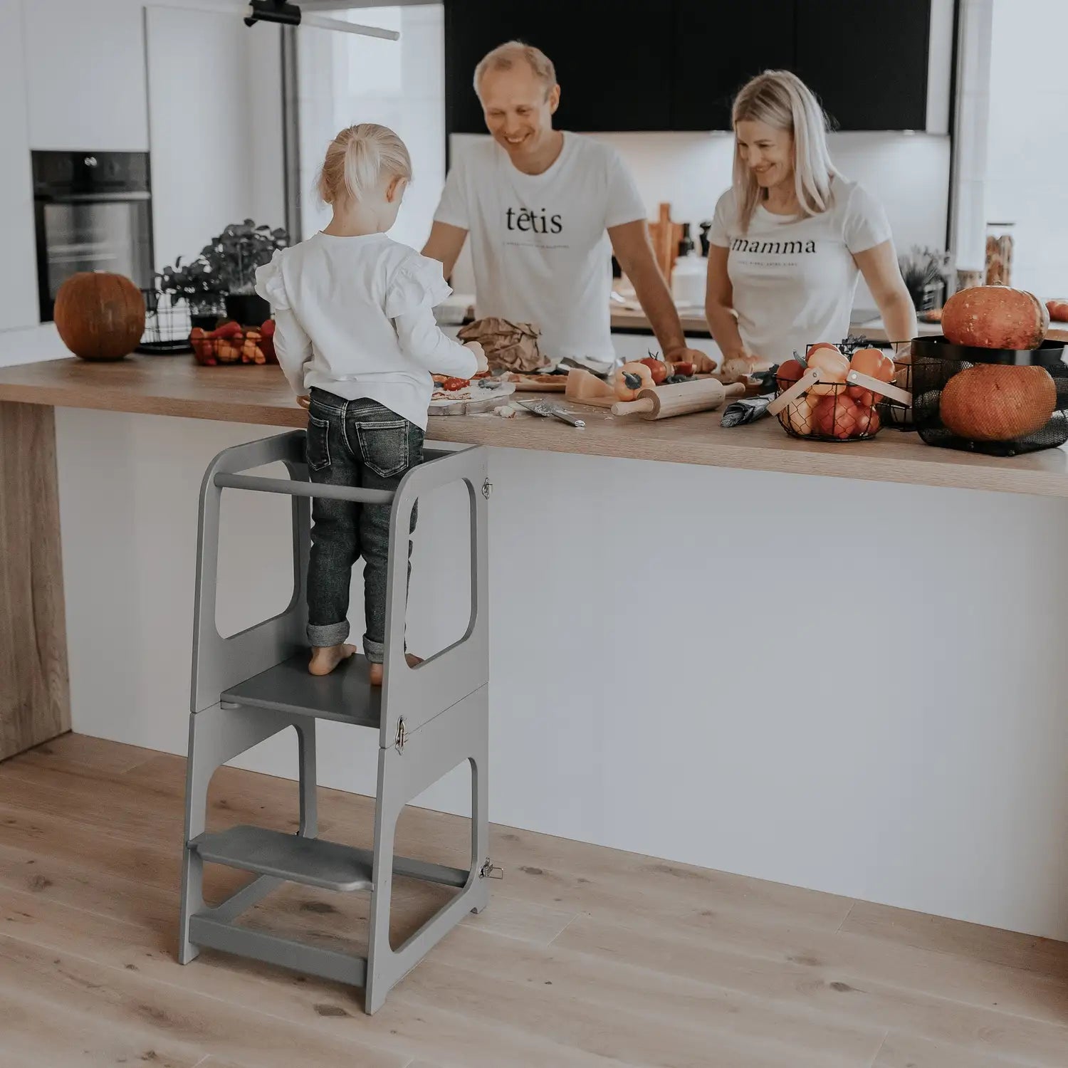 Kjøkkentårn transformerbart bord og stol - bilde 21 - KUL KID