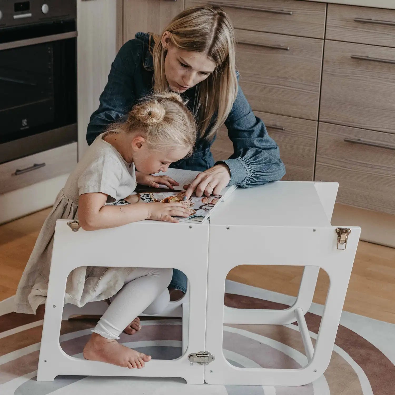 Kjøkkentårn transformerbart bord og stol - bilde 8 - KUL KID